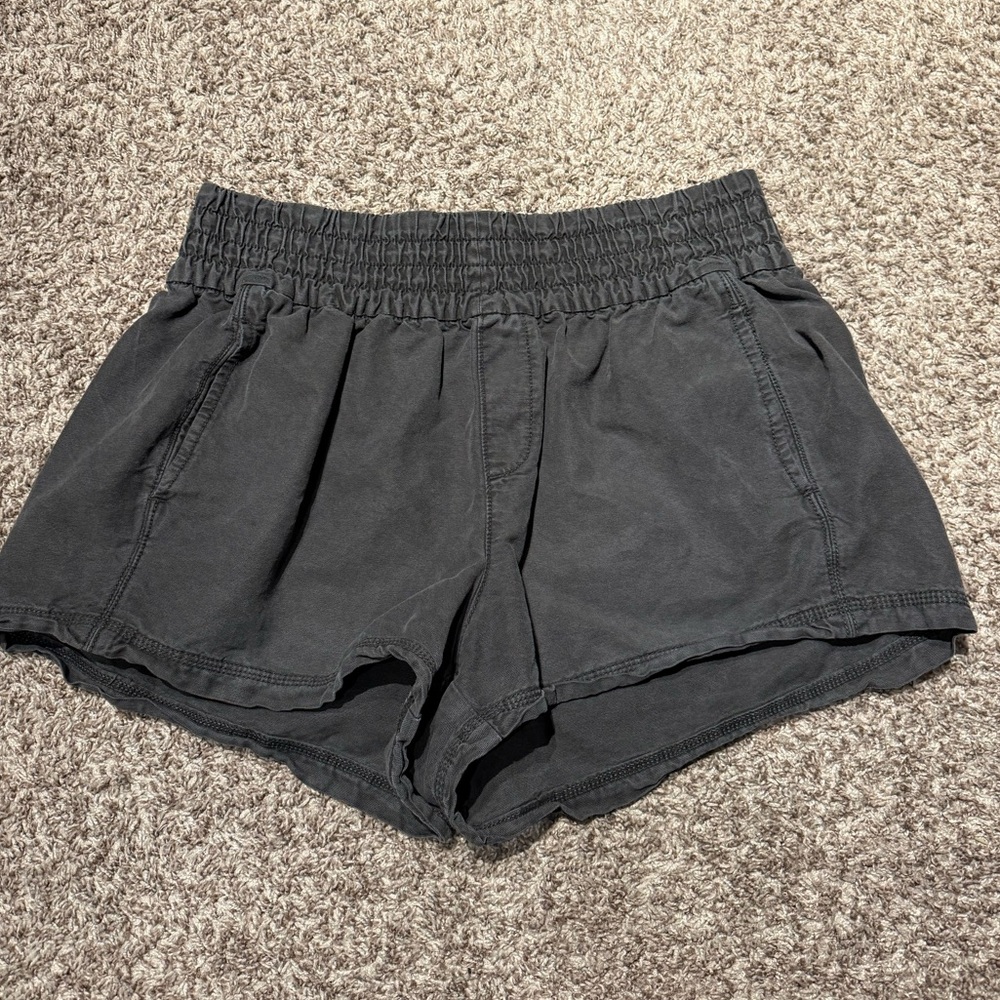 Aerie Babewatch High Waisted Pull On Short